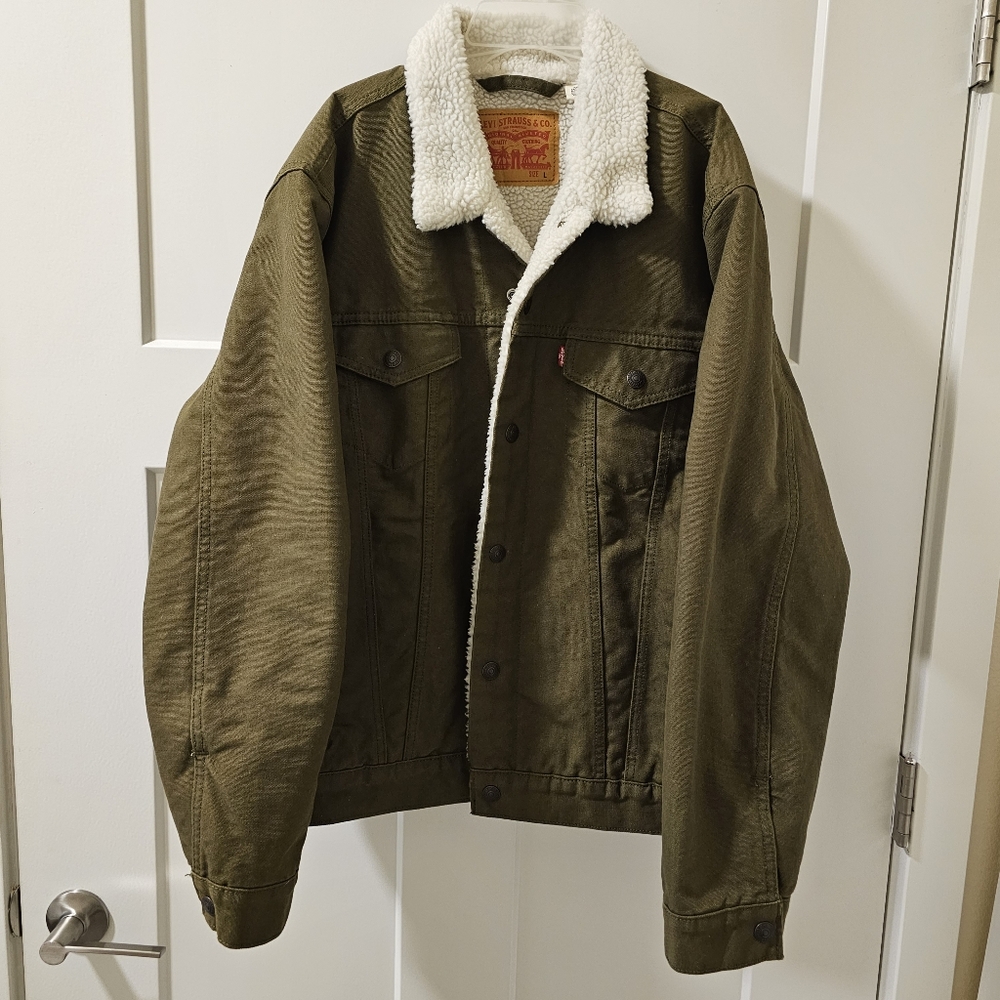 Levi's Sherpa Trucker Jacket